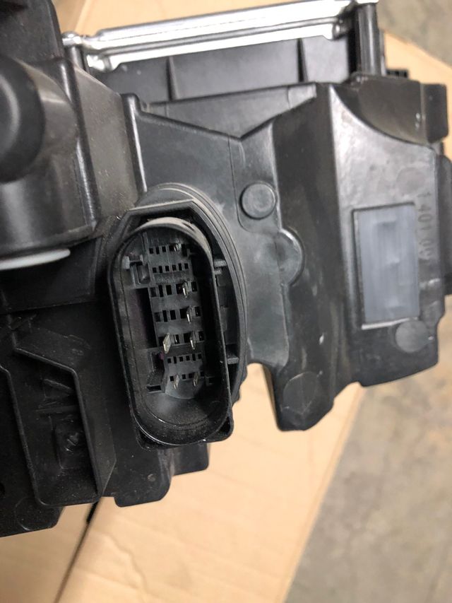 Faro derecho koda Octavia