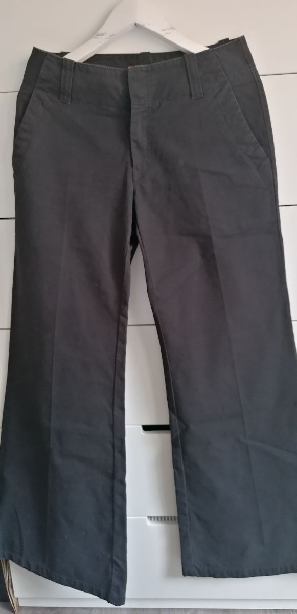 Vaqueros negros Flare