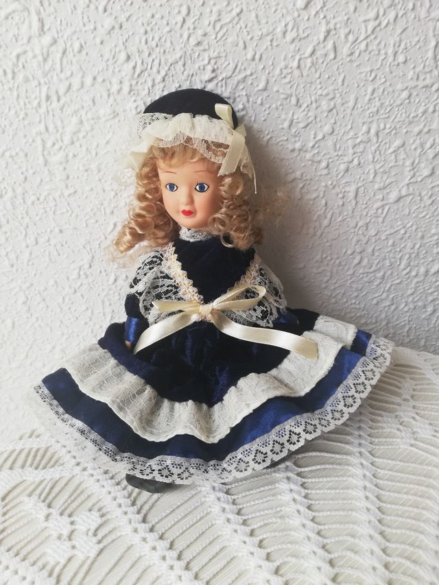 muñeca de porcelana