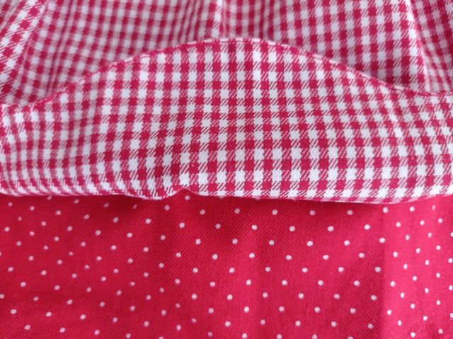 Abito da bambina a maniche lunghe