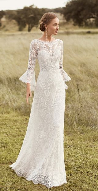 Esto es lo que Rosa Clará tiene preparado para 2022: elegancia, artesanía y  tendencias