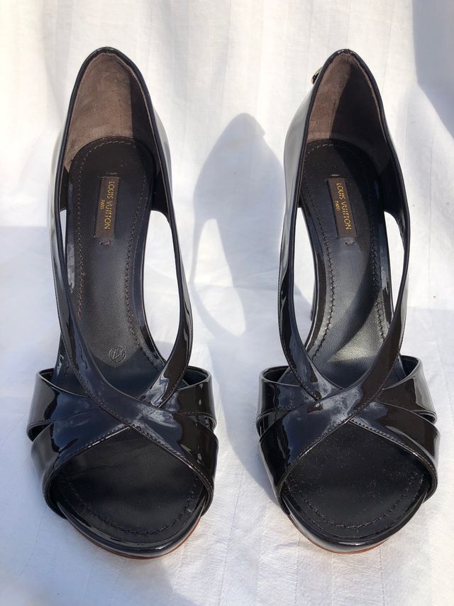 2 Zapatos Louis Vuitton a estrenare