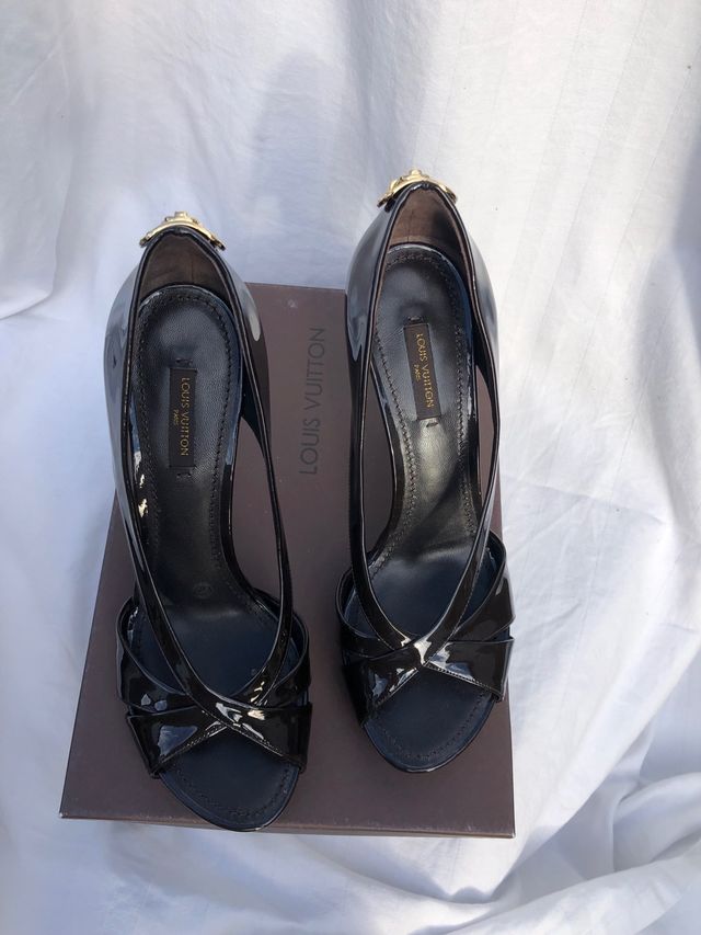 2 Zapatos Louis Vuitton a estrenare