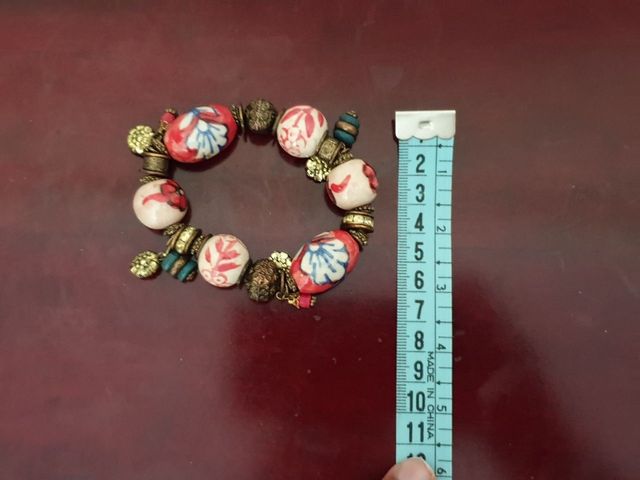 Bonita Pulsera de abalorios