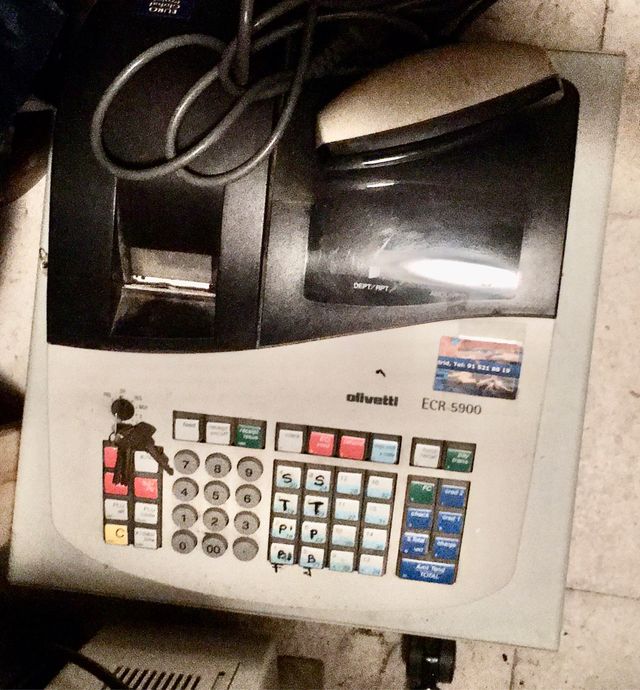 Máquina registrador olivetti