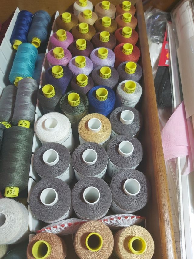 hilos Gütermann M403 y Gütermann Mara 70