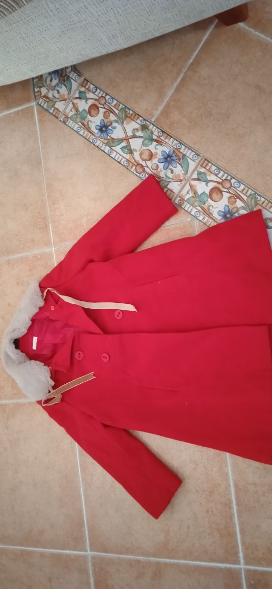 abrigo niña paño rojo talla 6