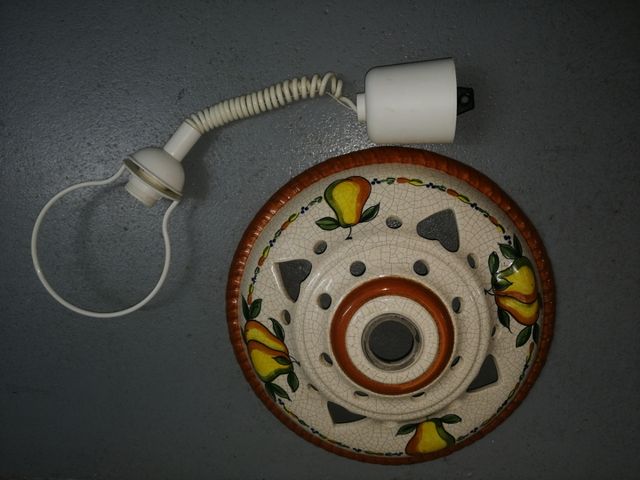 Lampara de cerámica.