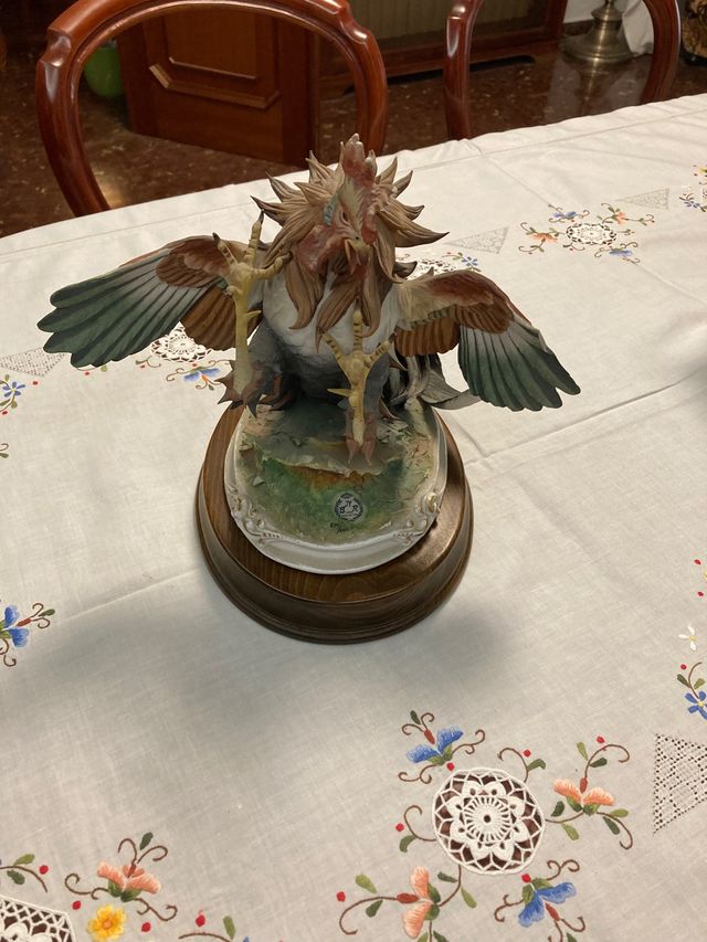 Juego gallos de porcelana