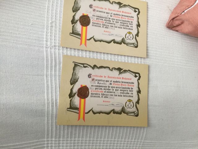 Juego gallos de porcelana