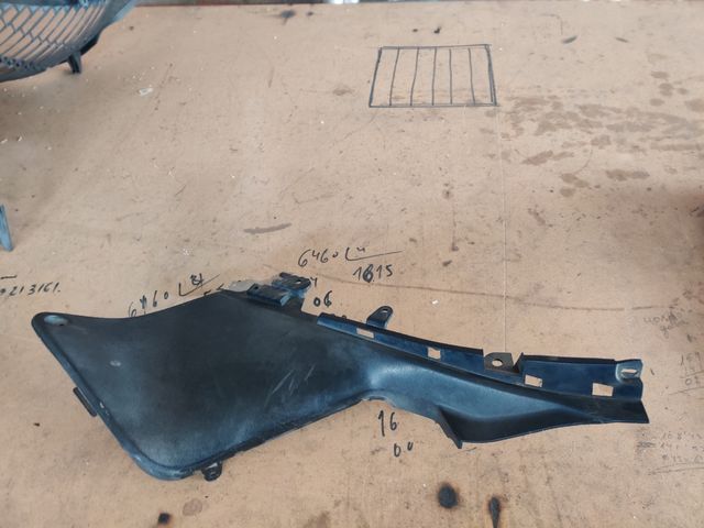 tapas y piezas varias yamaha tmax 500 2007