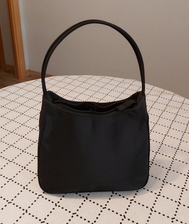 Nuova borsa a mano/tracolla nera