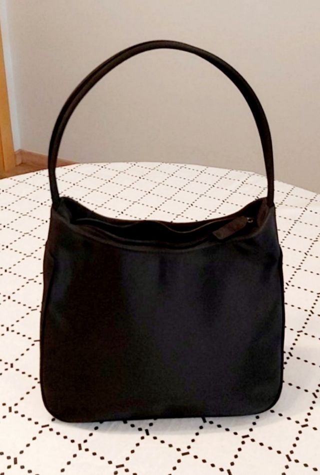 Nuova borsa a mano/tracolla nera