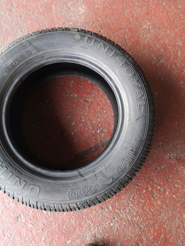 1 neumático nuevo a estrenar 185/65-14 UNIROYAL