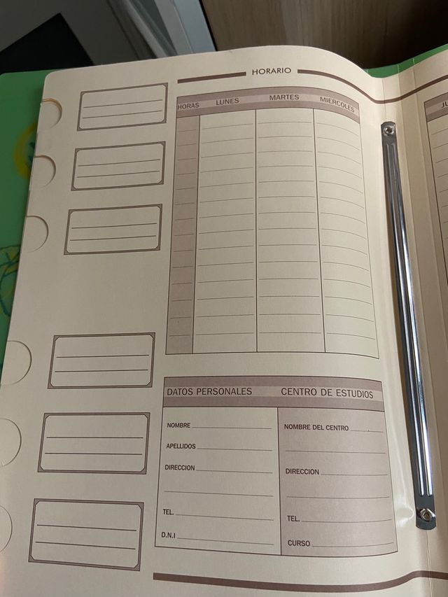 Archivador A ESTRENAR