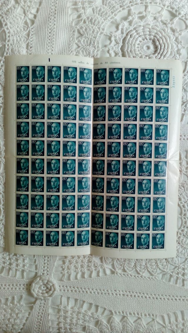 Libro Francisco Franco El Caudillo Lotería Sellos
