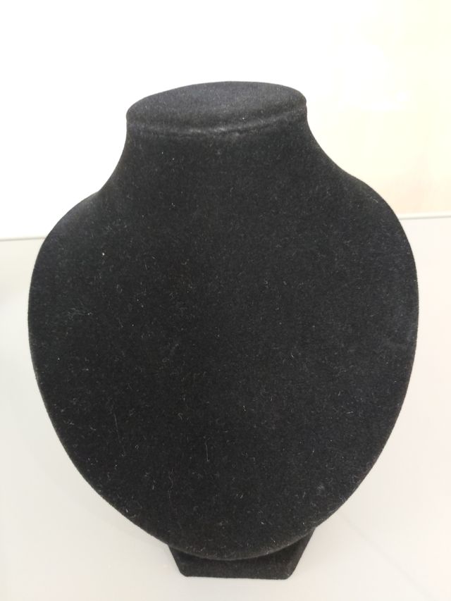 peto para exponer collat o cadenas etc