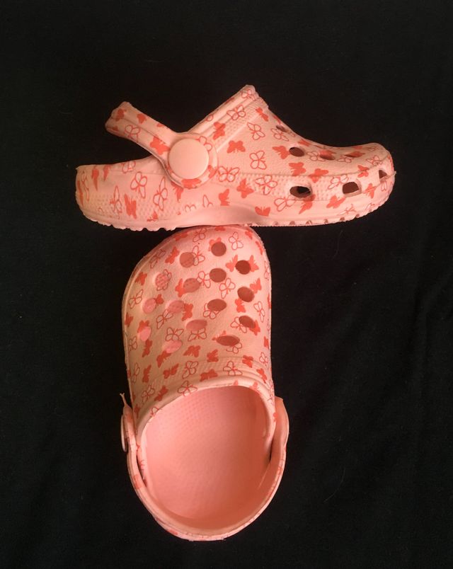 Zuecos bebe T/ 18 Color naranja.