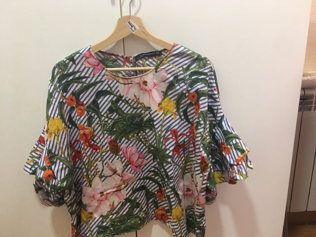 Blusa juvenil flores