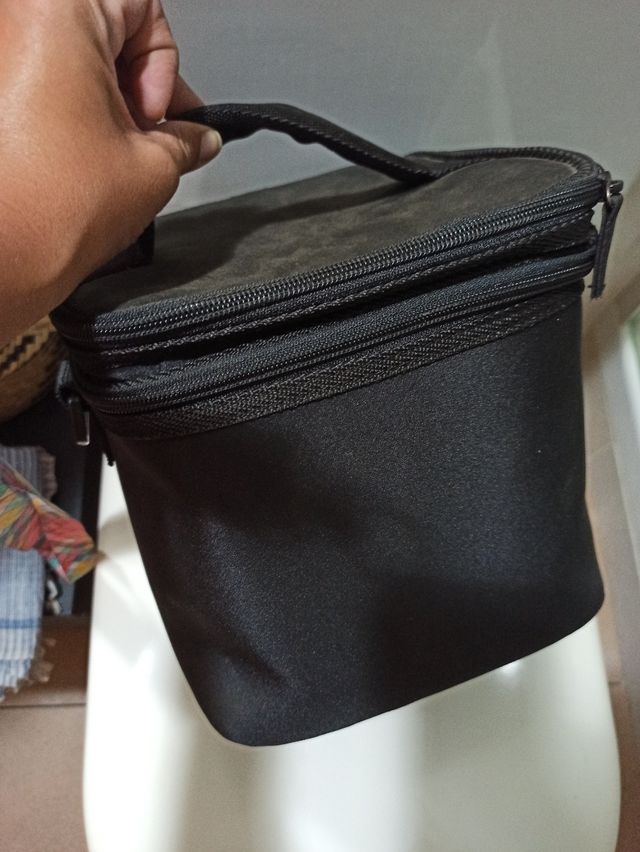 Neceser portamaquillaje con espejo