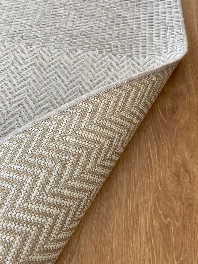 Alfombra 160x230 de Zara Home de segunda mano por 25 € en Madrid en