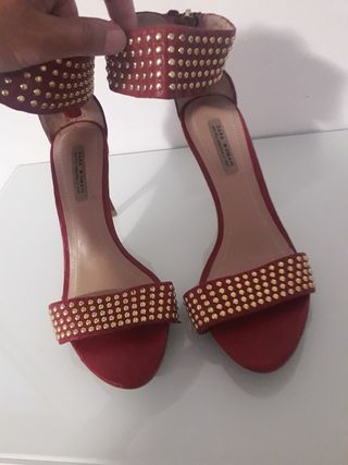 sandalias tachuelas zara