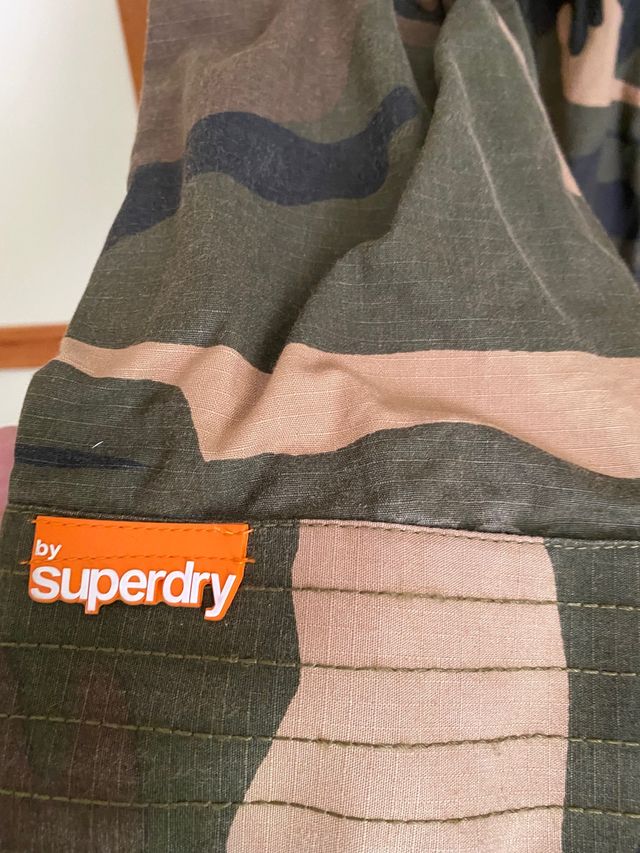 Chaqueta camuflaje militar invierno