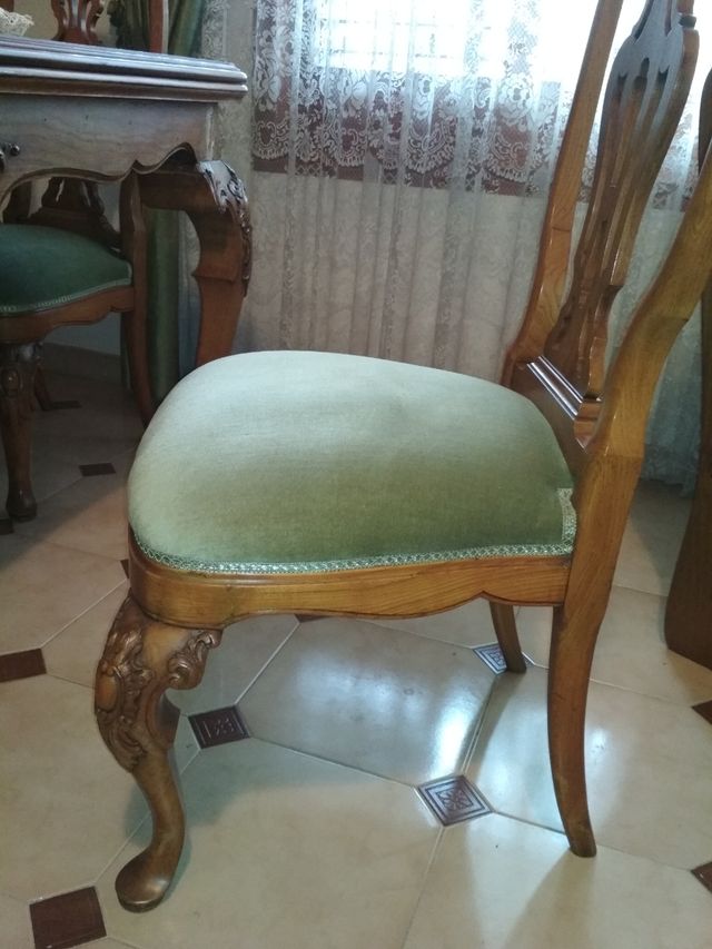 Comedor antiguo de roble