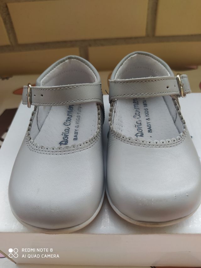 Zapatos bebe piel