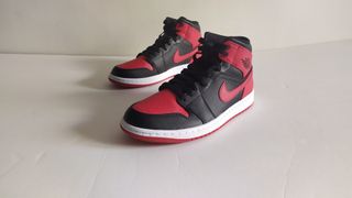 Nike Air Jordan 1 Mid Banned custom personalizadas de segunda mano por 240  EUR en Valladolid en WALLAPOP