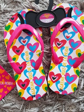 Sandalias niña Agatha Ruiz de la prada de segunda mano por 5 EUR en Elda en  WALLAPOP