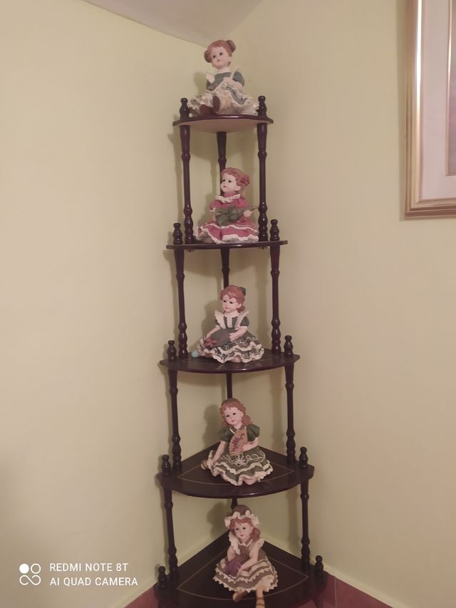 Figuras de muñecas de porcelana