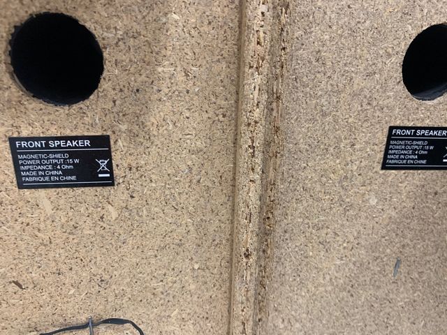 Altavoces en perfecto estado