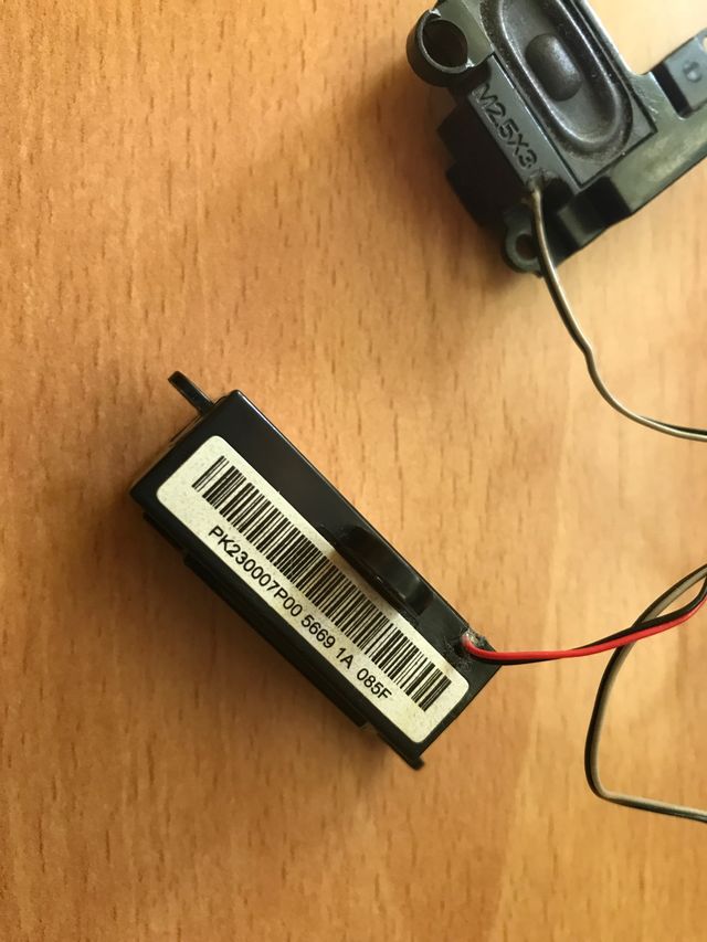 Altavoces Compaq Presario C700