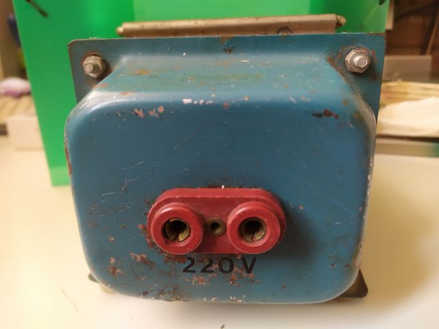 Transformador Vintage 125V a 220V