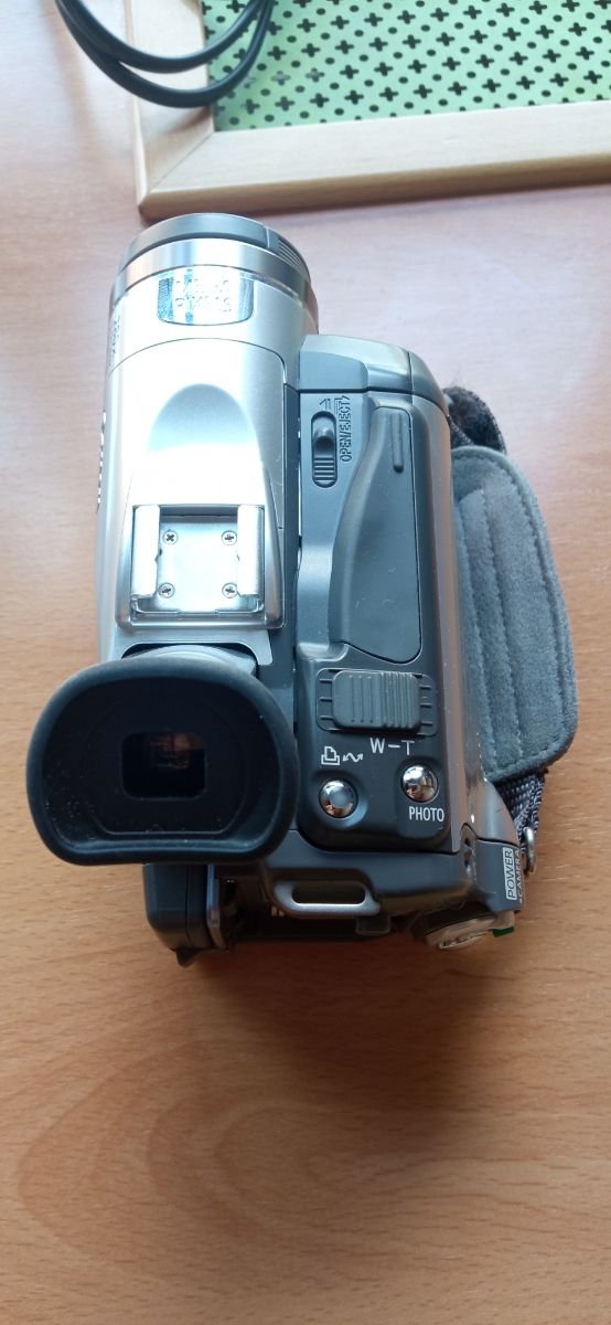 Videocámara Canon mvx200