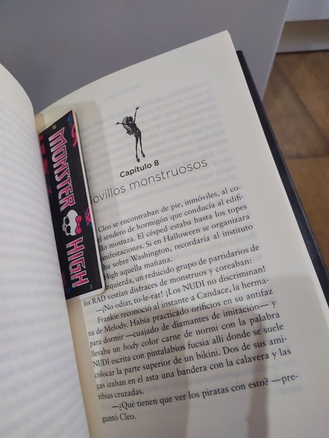 Libro 4 Monster High