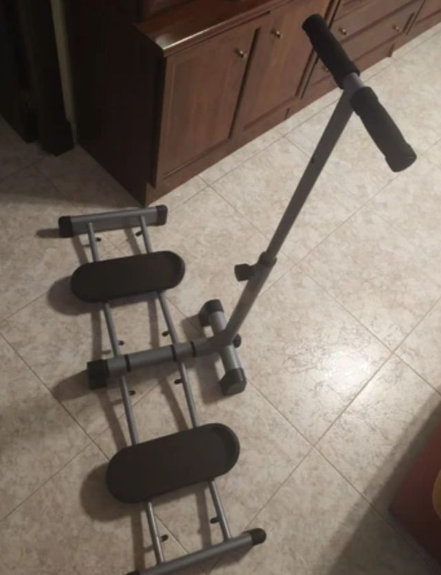 Máquina de entrenamiento de piernas