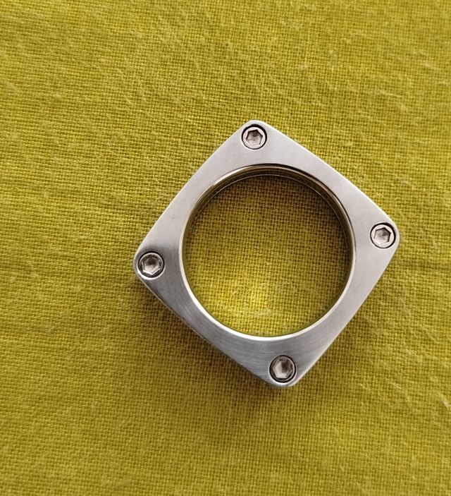 conjunto colgante y anillo