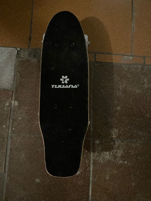 Tijuana Mini skate 17 (regalo casco)