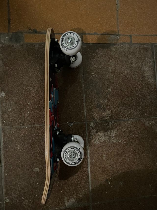 Tijuana Mini skate 17 (regalo casco)