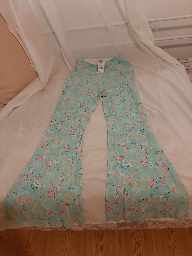 Pantalones campana PIMKIE