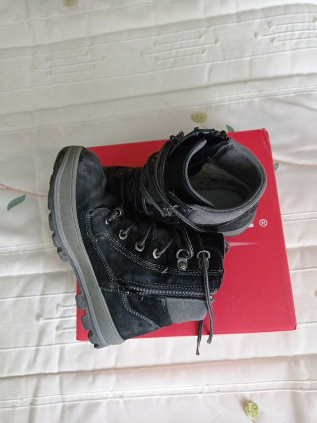 Botas negras Gore-tex niño número 32