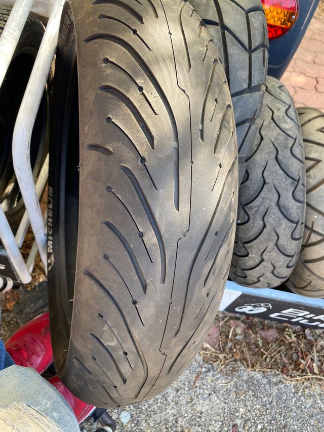  Neumático moto  michelin 160/60/17
