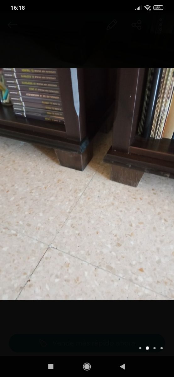 Estantería madera.Tengo dos.