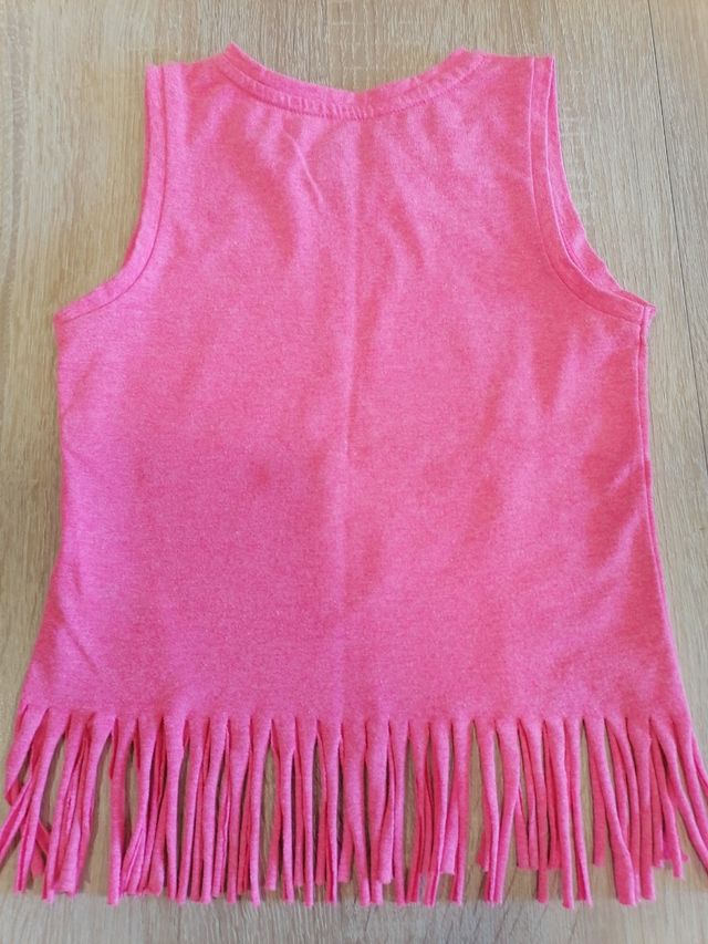 Camiseta flecos. Talla 3-4 años.