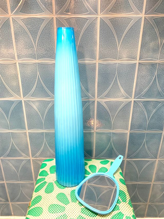 Vaso vintage in vetro striato opale