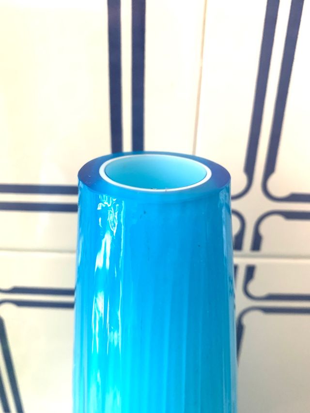 Vaso vintage in vetro striato opale