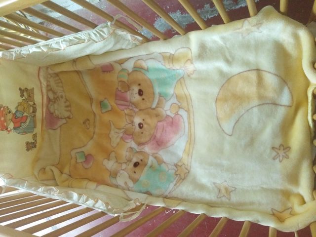 Cuna 120x60 + ropa de cuna