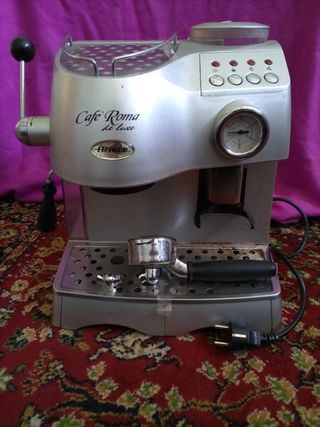 Cafetera express ariete roma deluxe de segunda mano por 27 EUR en O Barco  de Valdeorras en WALLAPOP